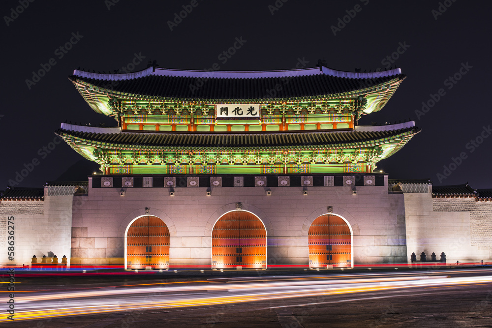 Obraz premium Gwanghwamun Gate in Seoul, South Korea