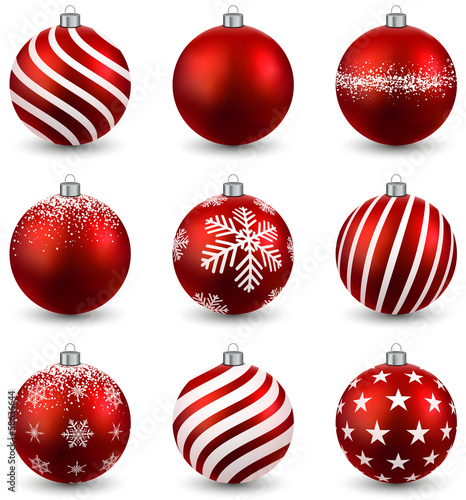 Set of realistic red christmas balls.