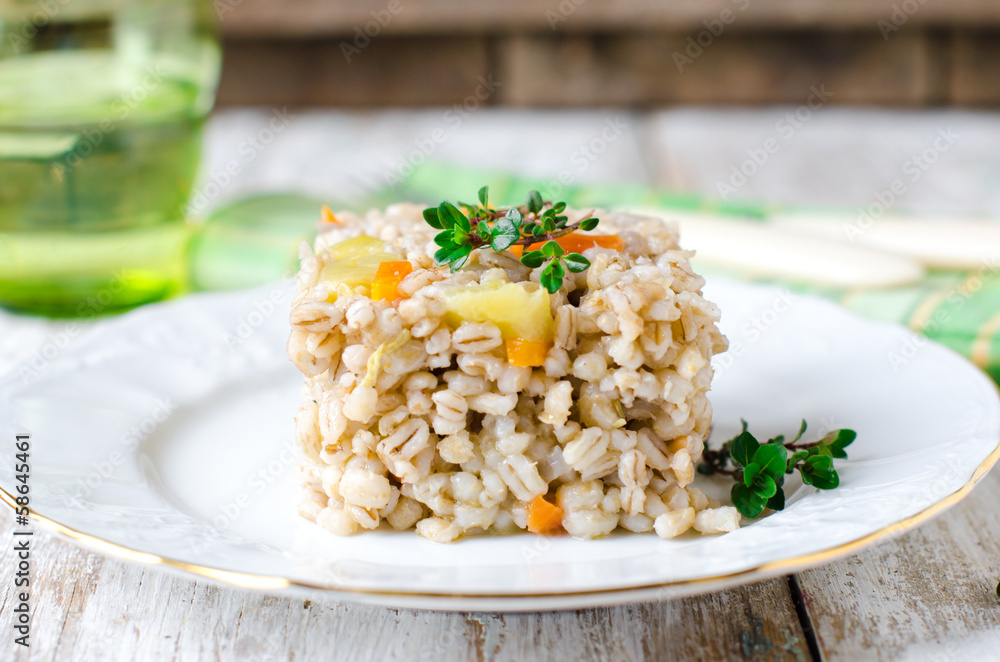 Barley stew with vegetables