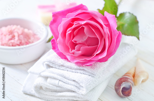 rose and towels