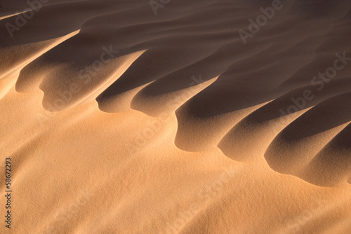 Sable du Sahara, Tunisie © Delphotostock
