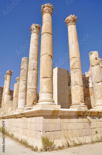 Temple of Zeus, Jerash (Jordan)