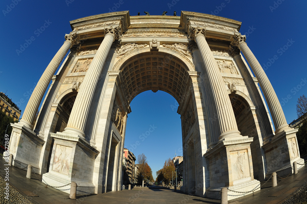 Obraz premium Milano Arco della Pace - fish eye