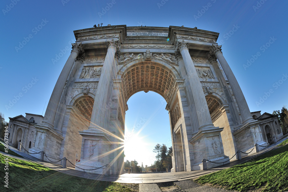 Obraz premium Milano Arco della Pace - fish eye
