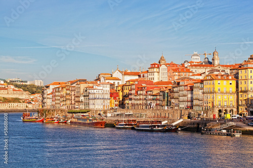 Multi-colored old houses around Ribeyr, Porto, Portugal © Shchipkova Elena