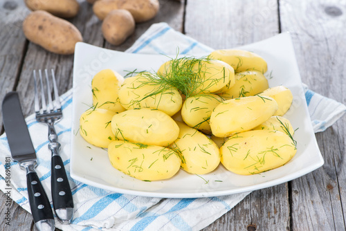 Fototapeta Naklejka Na Ścianę i Meble -  Heap of fresh Potatoes