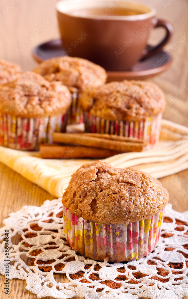 Apple cinnamon muffins