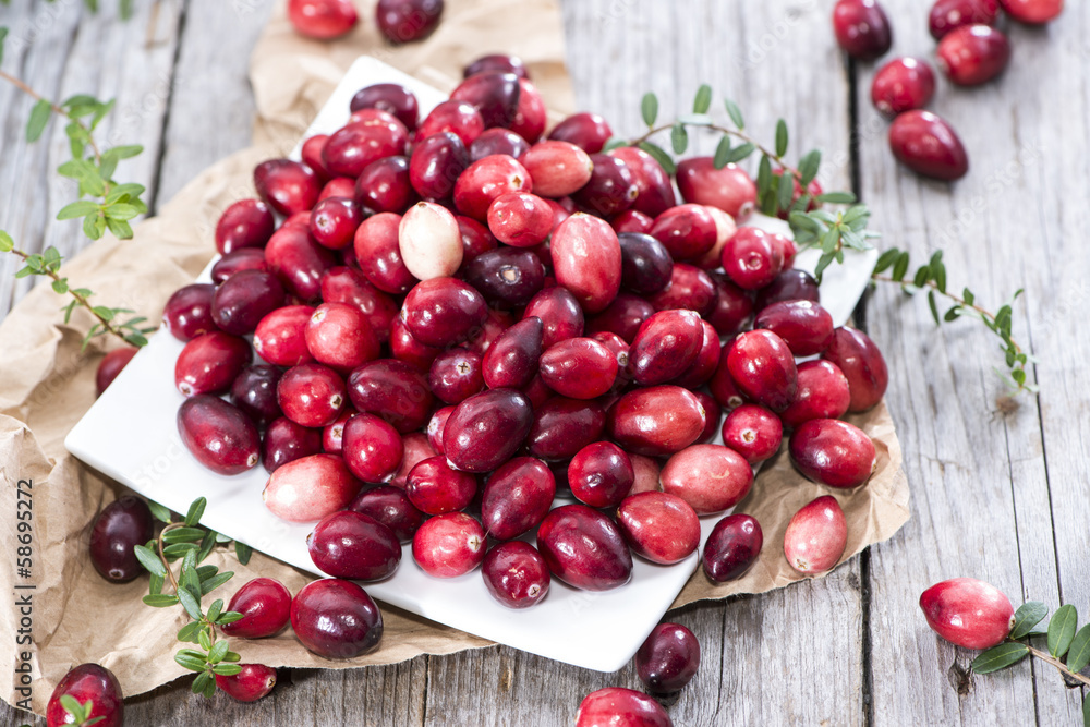 Portion of fresh Cranberries Portion of fresh Cranberries