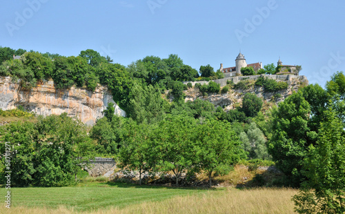 Perigord, picturesque landscape of Lacave photo