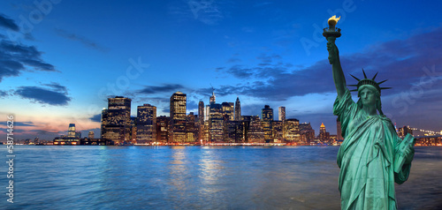 New York cityscape, and Manhattan Bay tourism concept photograph