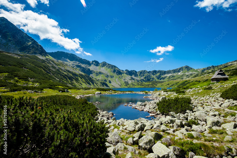 Fototapeta premium Beautiful Tatry mountains landscape Five Lakes Valley