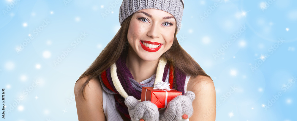 Obraz premium young woman with present box