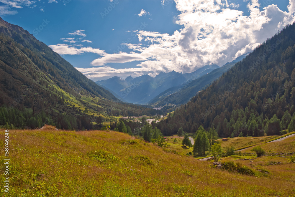 Das Lötschental in den Walliser Alpen