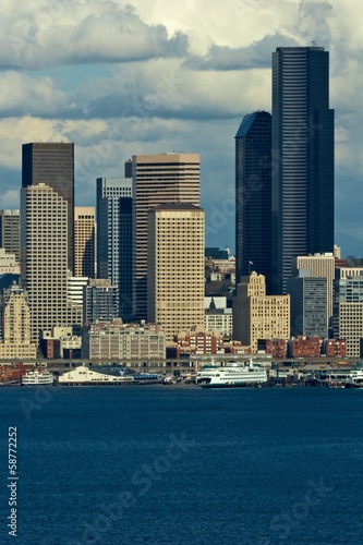 Seattle Skyline © LoonChild