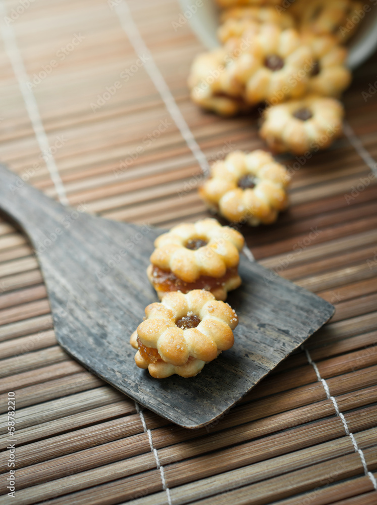 biscuit filling of pineapple jam biscuit filling of pineapple jam