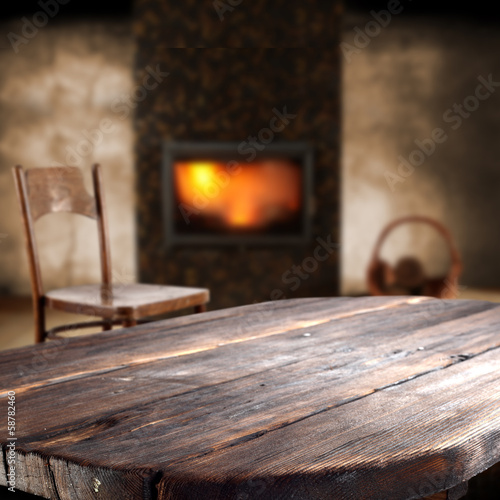 table of wood © magdal3na