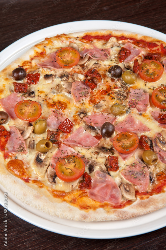 pizza with ham and mushrooms pizza with ham and mushrooms