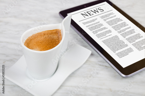Café y noticias digitales