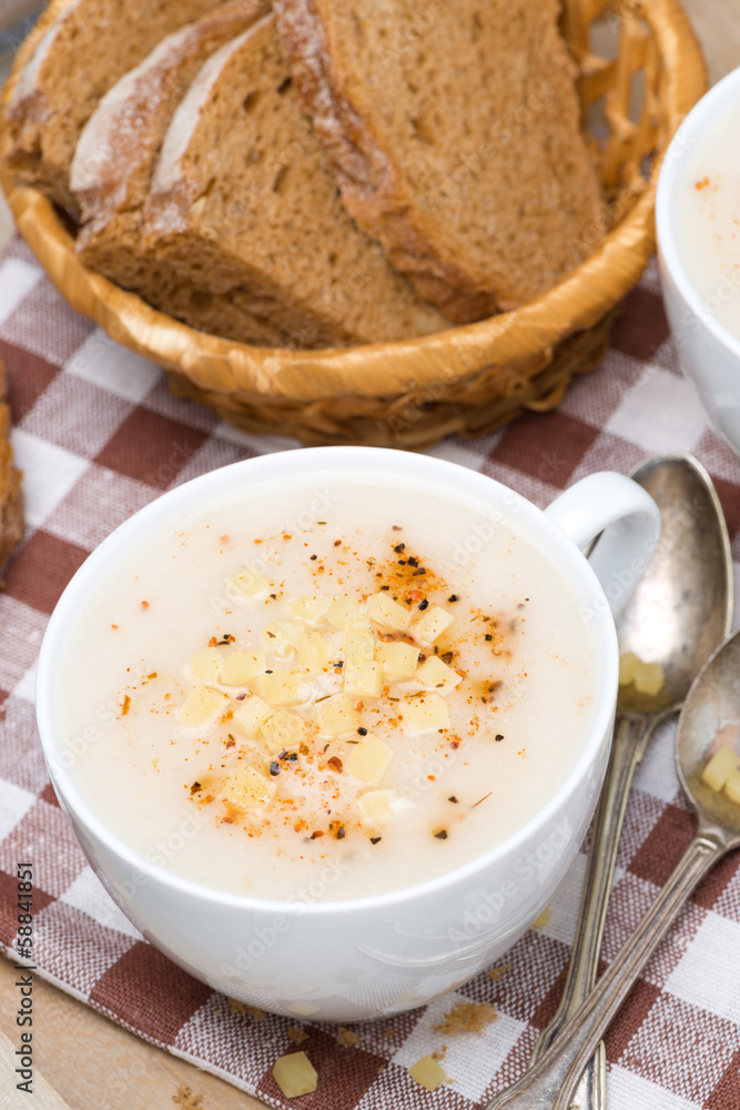 Delicious cream soup of cauliflower with cheese Delicious cream soup of cauliflower with cheese
