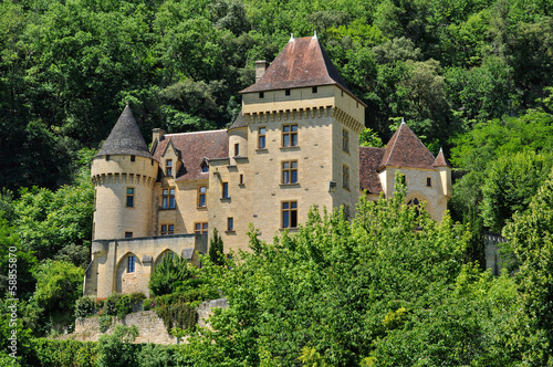 France, picturesque castle of La Malartrie in Vezac photo