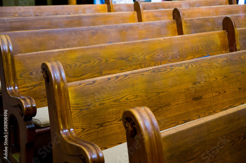 Carta da parati Historic Church Wood Pews