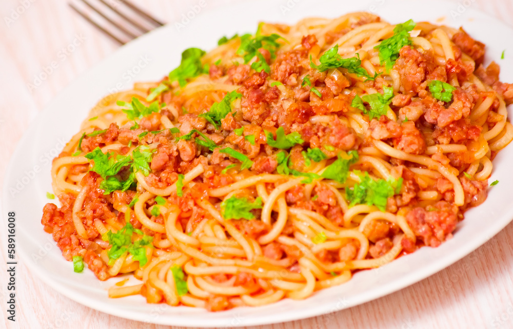 spaghetti bolognese