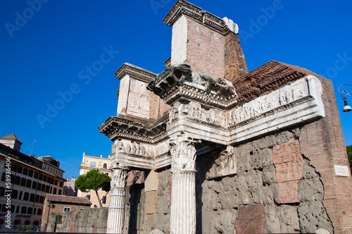 Принти на полотні Remains of the peristyle of the Temple of Minerva. Rome, Italy.