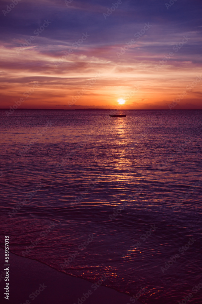 Obraz premium View of sunset on Zanzibar Island