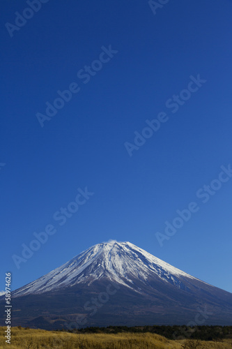 快晴青空の富士山（朝霧高原）