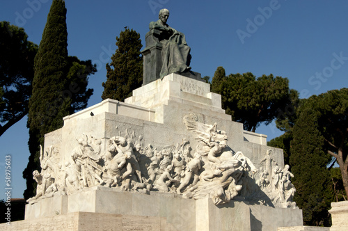 Memorial in honor of Giuseppe Mazzini photo