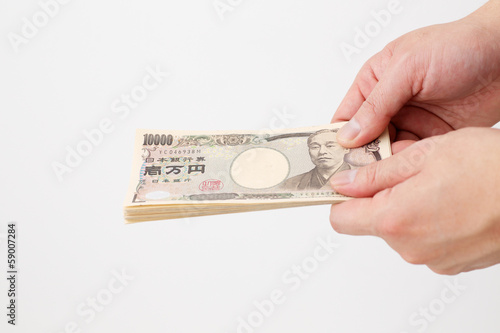 お金を持つ人