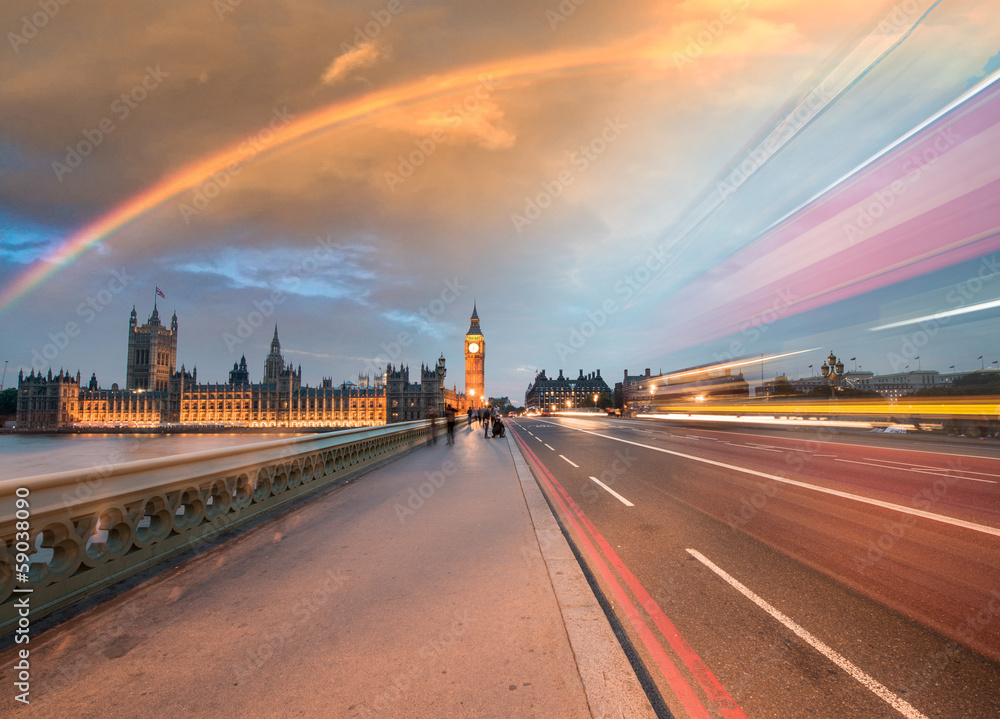 Fototapeta premium Rainbow over Houses of Parliament and Westminster Bridge - Londo