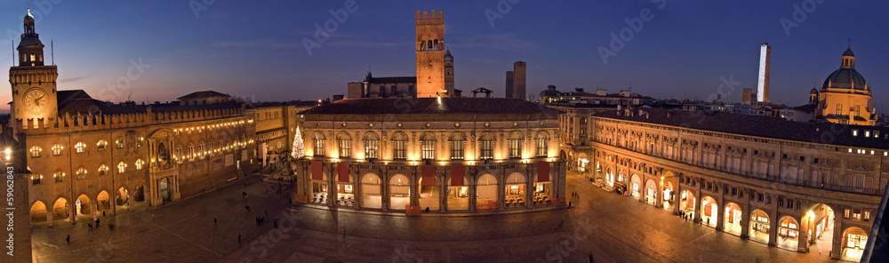 view of piazza maggiore - bologna - obrazy, fototapety, plakaty 