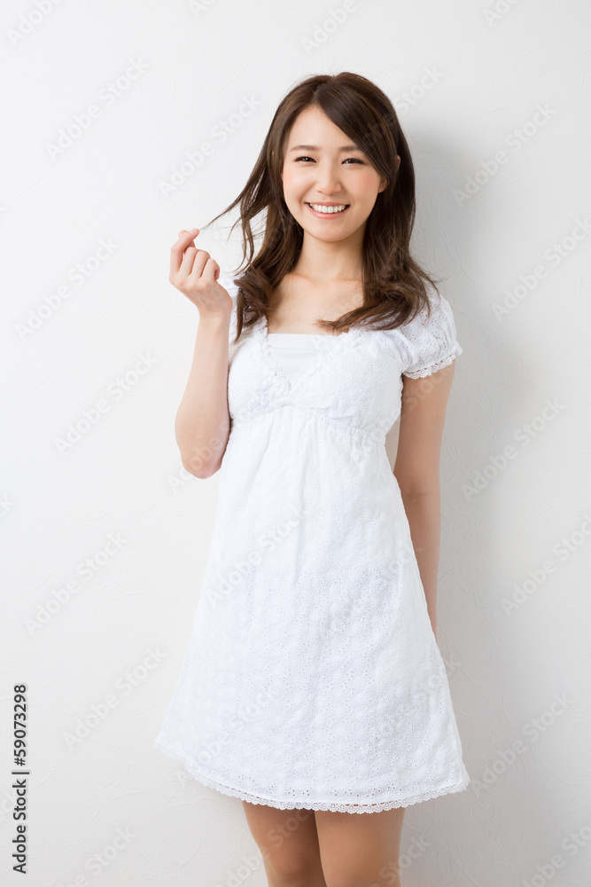 笑顔の女性 笑顔の女性