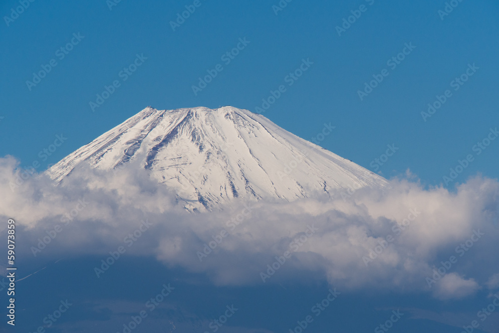 雲海から覗く富士山頂