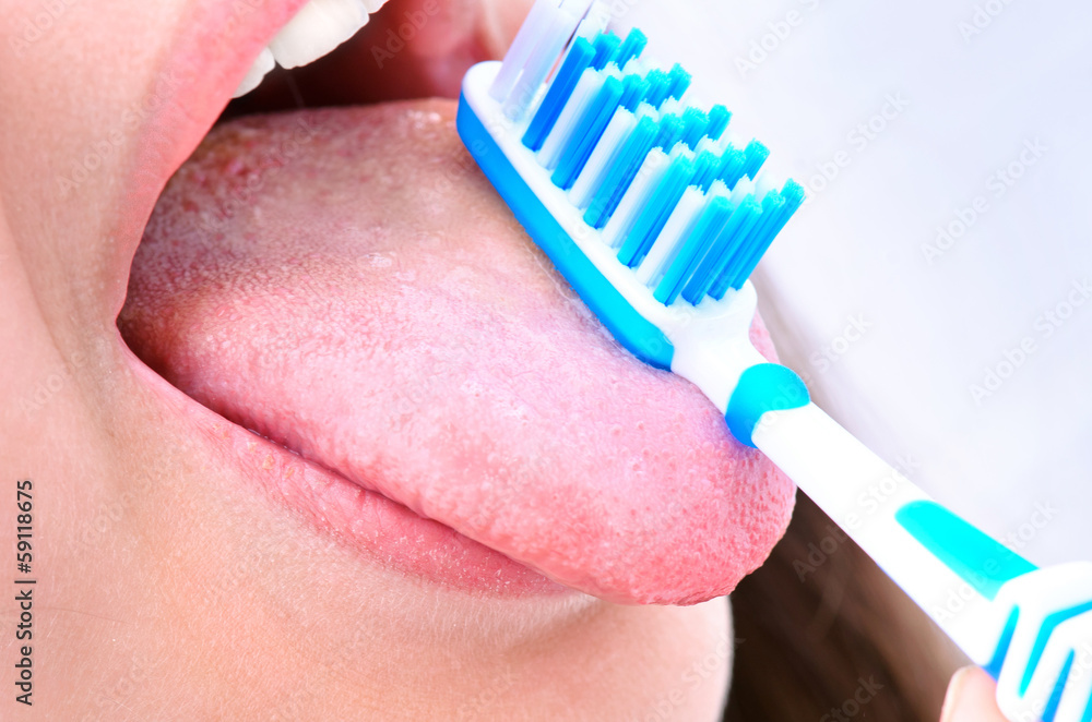 Fototapeta premium brushing teeth