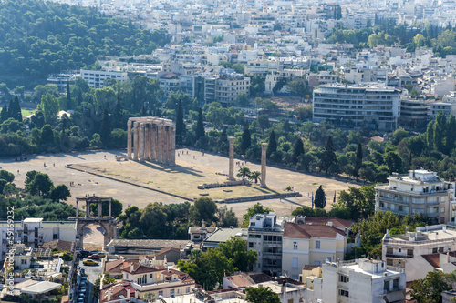 Atens. The Temple of Olympian Zeus photo