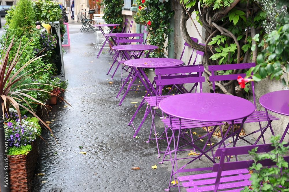 Fototapeta premium Outdoor street cafe tables ready for service