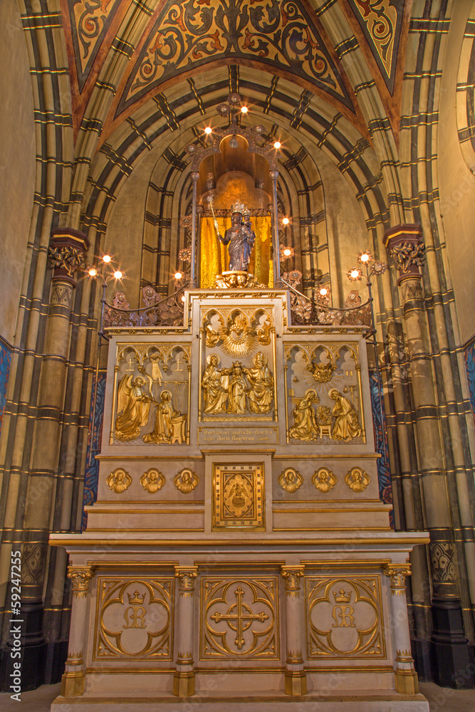 Antwerp - Carved altar with the reliefs in Joriskerk