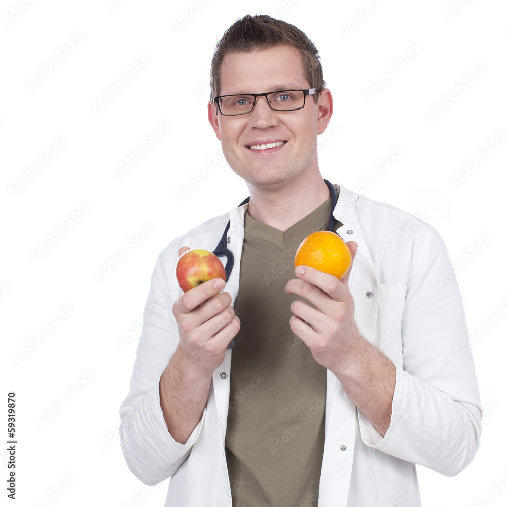 Arzt empfiehlt Obst - doctor with fruits Arzt empfiehlt Obst - doctor with fruits