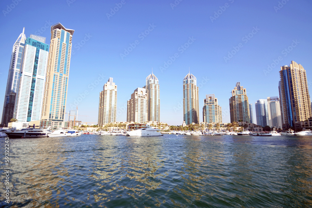 Obraz premium Dubai Marina in United Arab Emirates