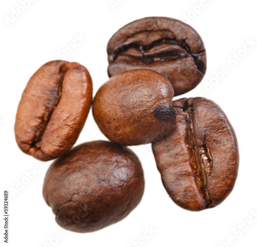 five roasted coffee beans