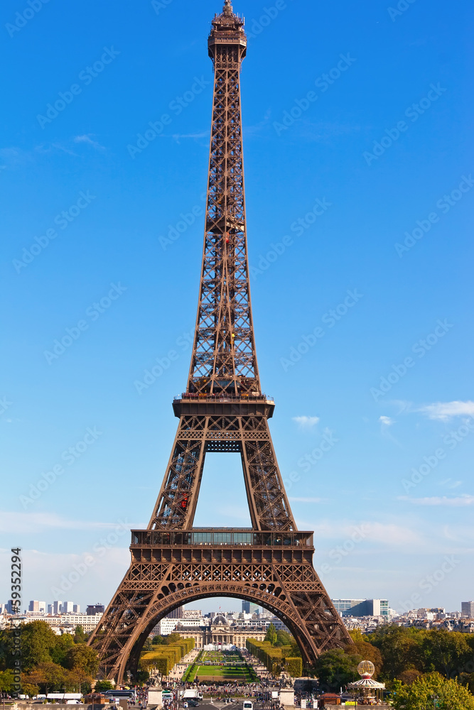 Fototapeta premium Eiffel Tower in Paris