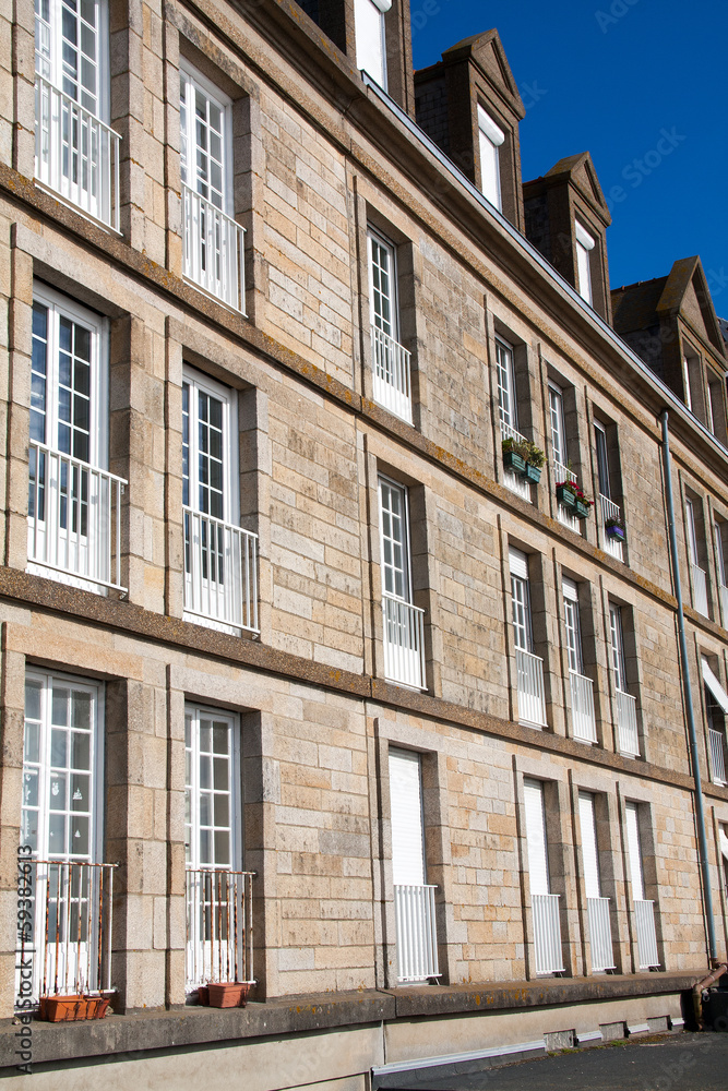 Naklejka premium Immeuble intra-muro de Saint Malo