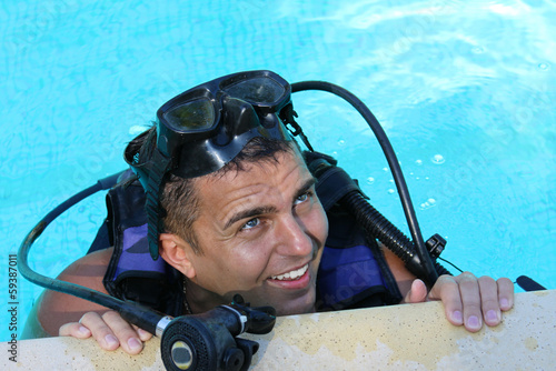 diver with mask and regulator