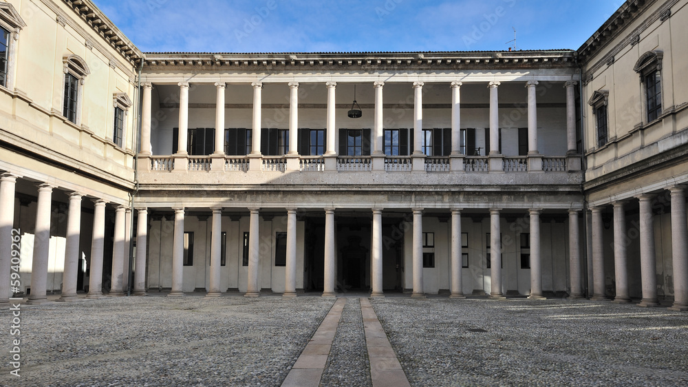 Milano - via Senato - cortile Archivio di Stato
