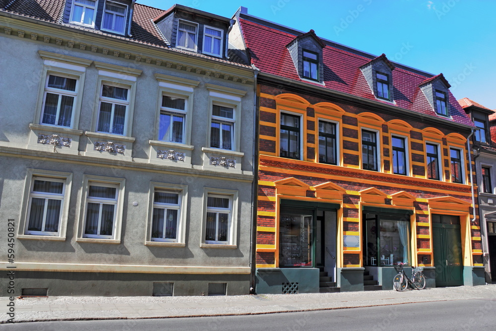 Obraz premium Sanierte Häuserzeile