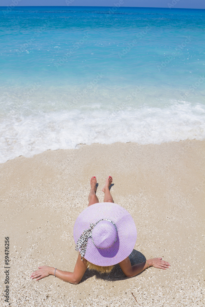 Fototapeta premium woman on the beach