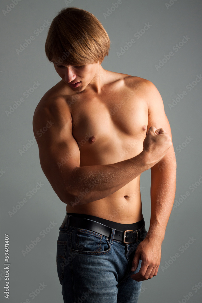Portrait of muscle man