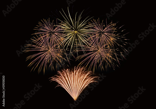 Feu artifice firework composition fond noir photo